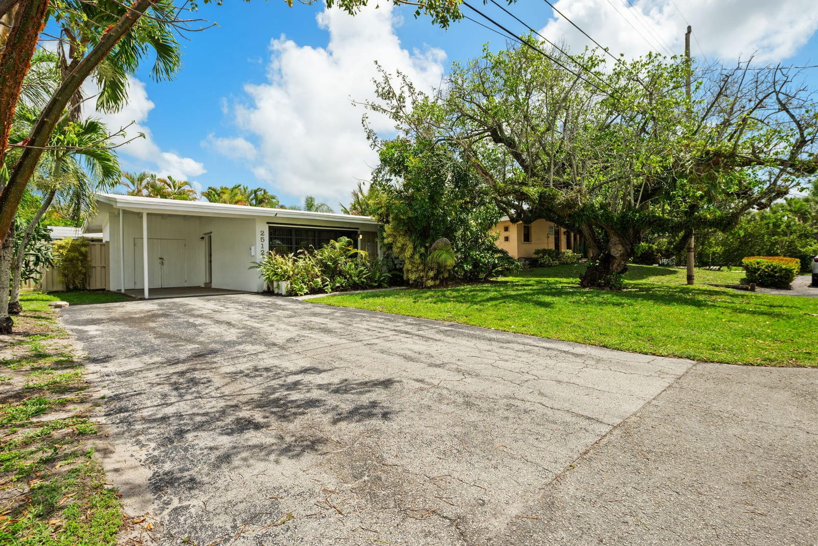 2512 Sugarloaf Lane — photo 7