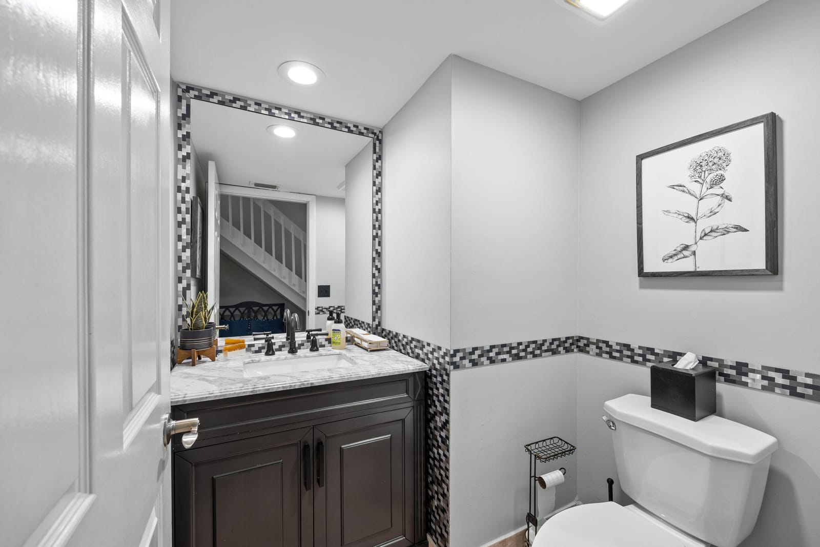 12196 Sag Harbor Court 5 — photo 2