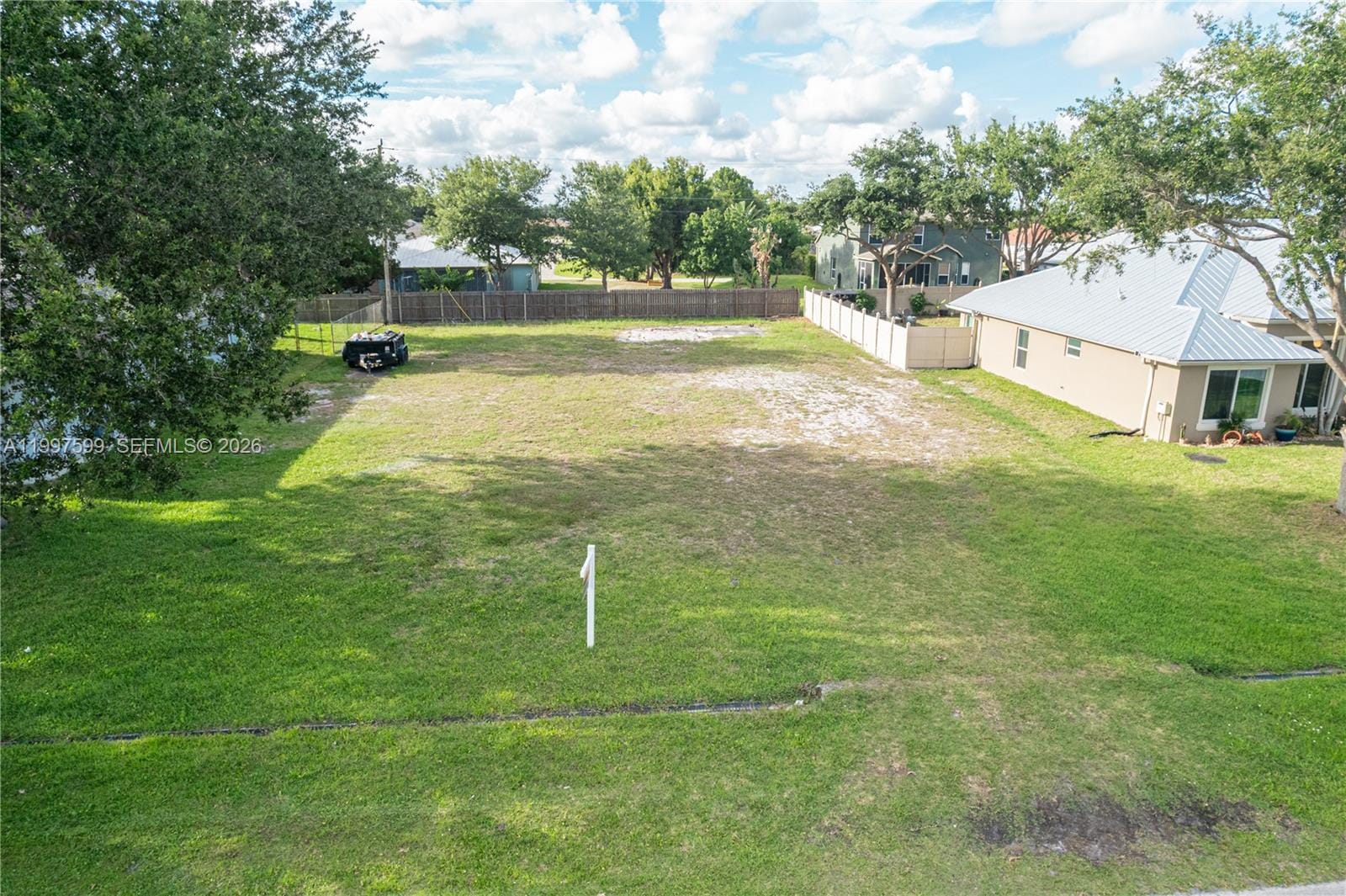 399 SW Ridgecrest Drive — photo 3