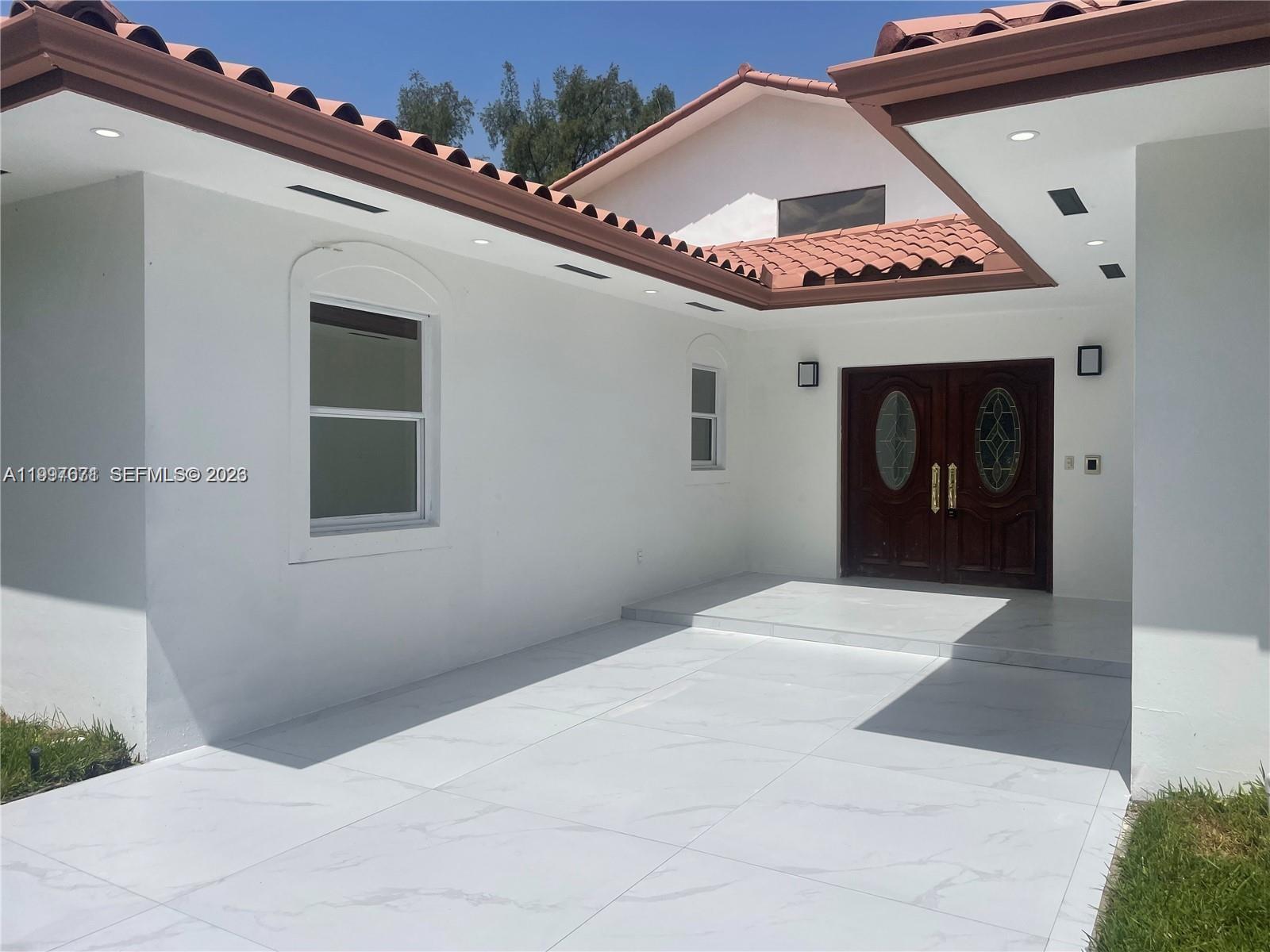 19740 W Saint Andrews Drive, Hialeah, FL 33015, Hialeah