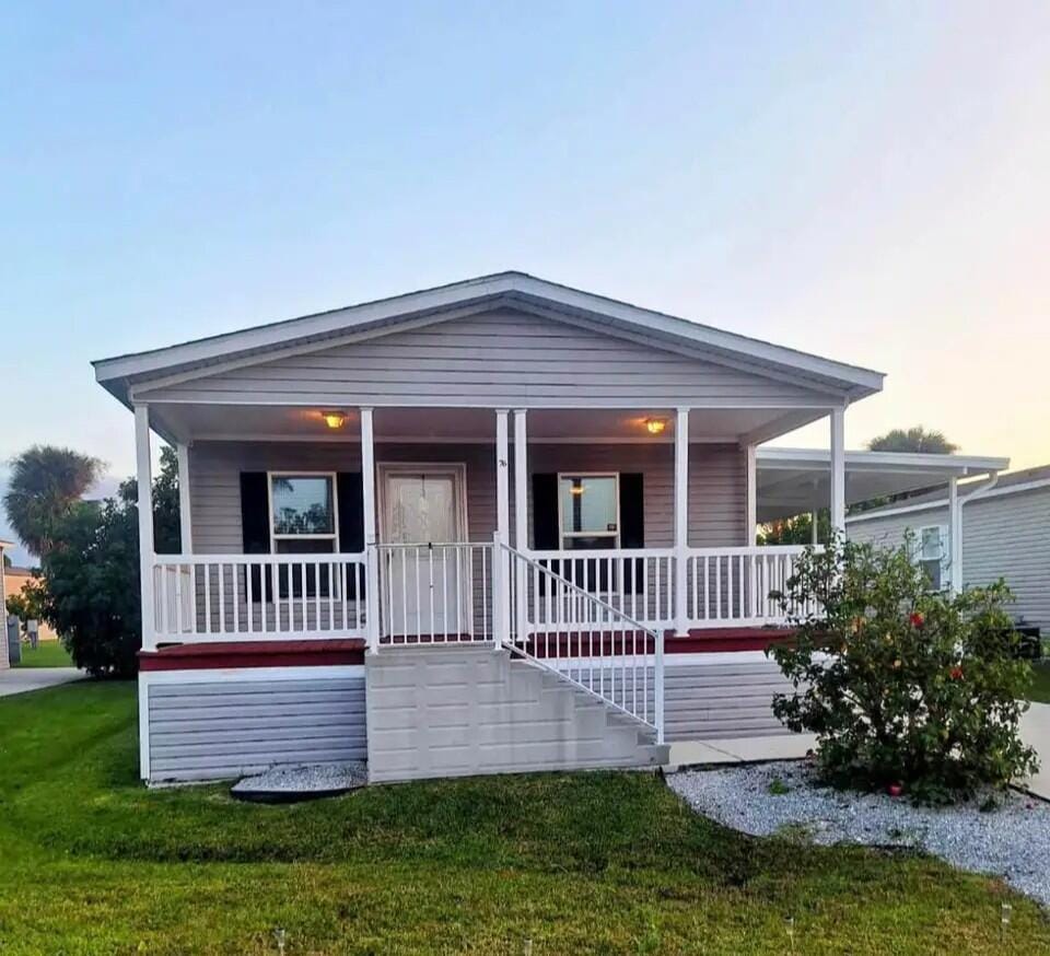 76 Sandhill Boulevard, Fort Pierce, FL 34982