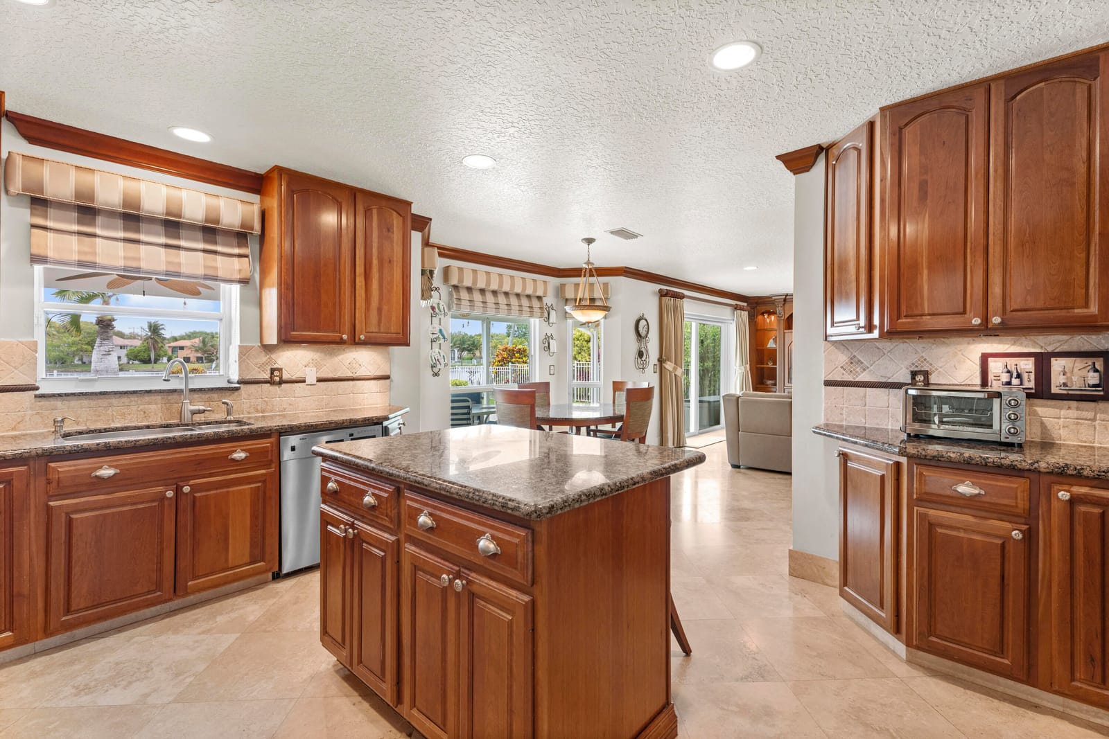 3342 Amsterdam Avenue, Cooper City, FL 33026 photo 15