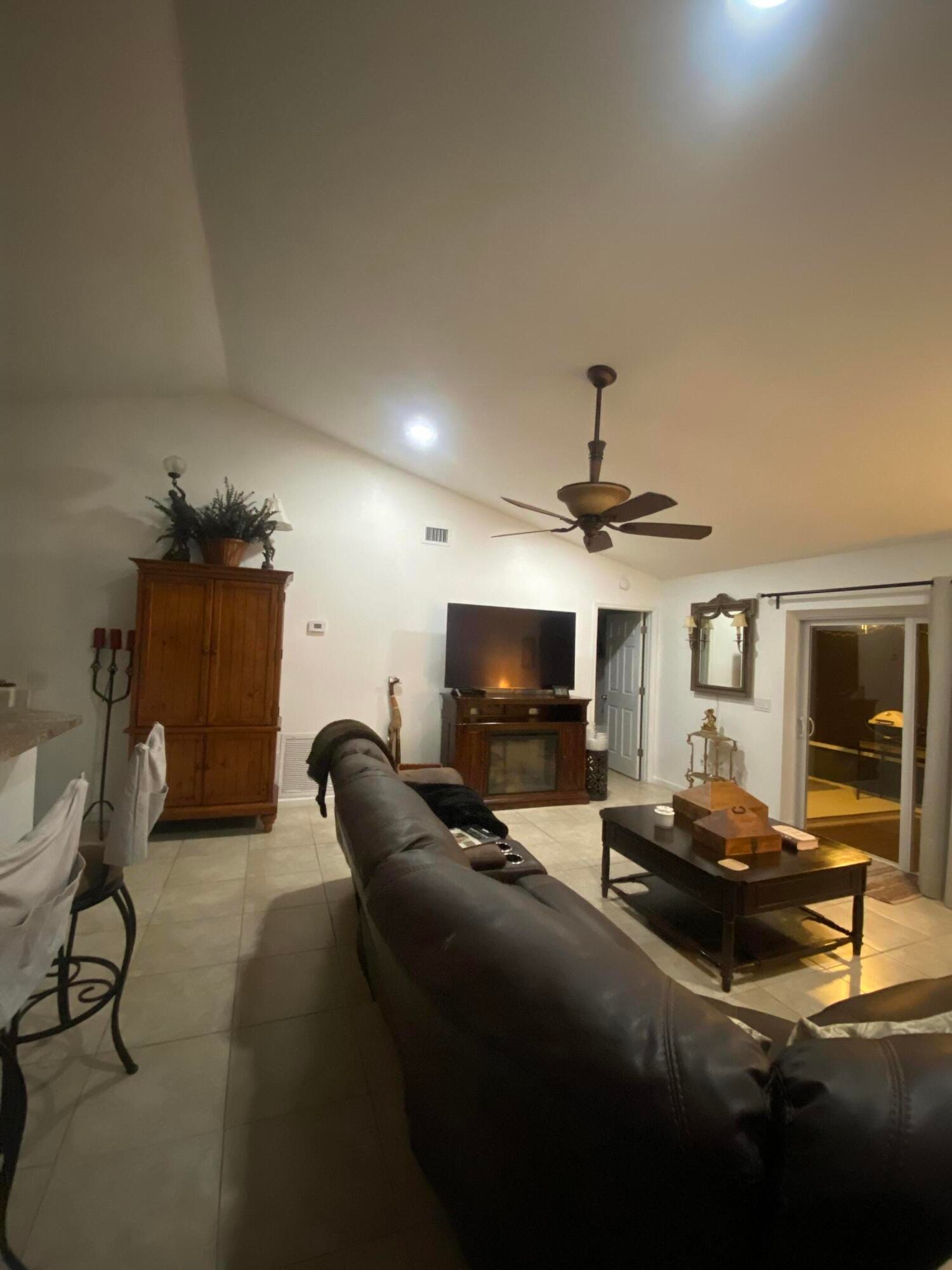 604 SW Columbus Drive — photo 7