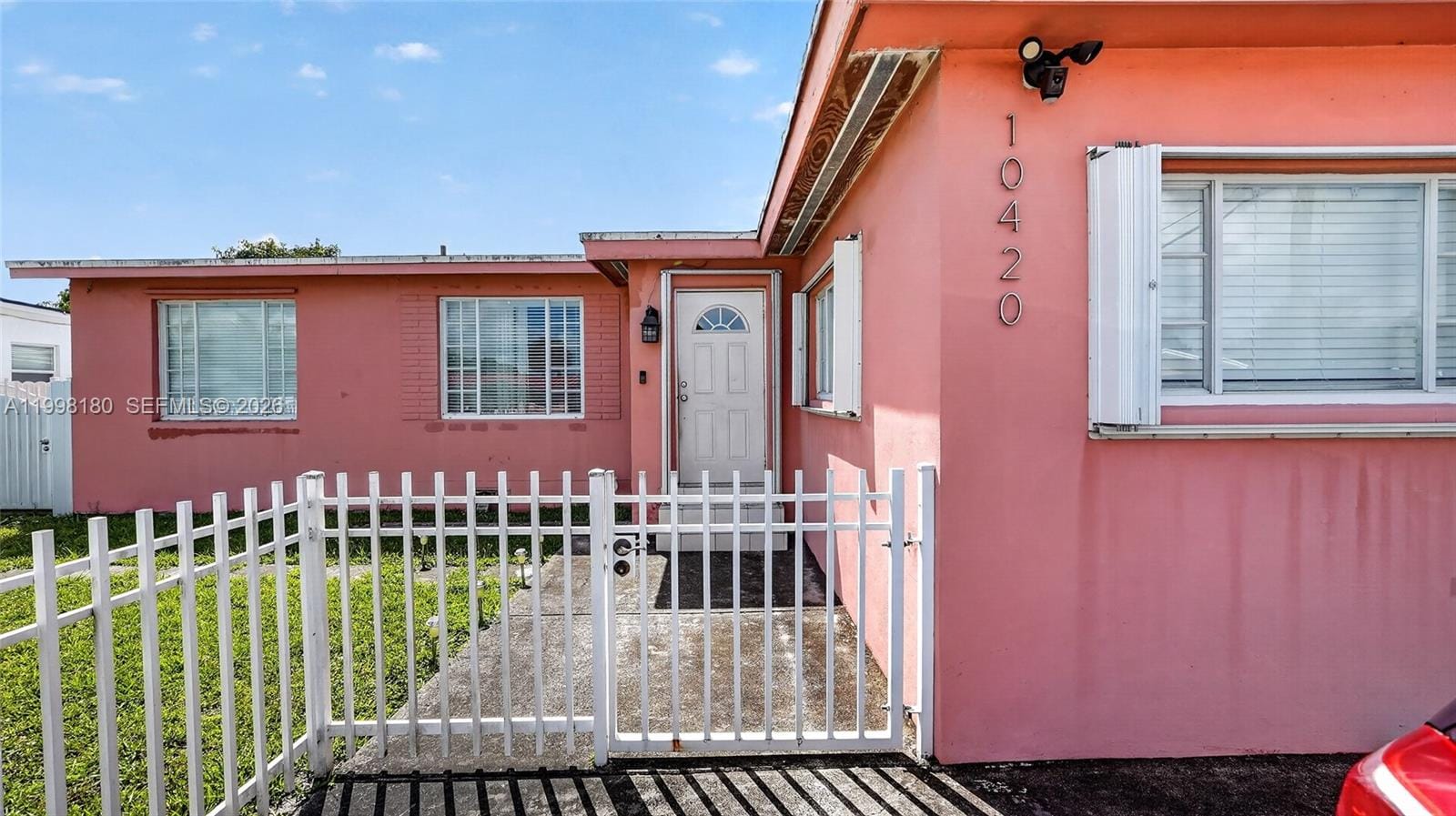 10420 NW 35th Place, Miami, FL 33147 photo 5