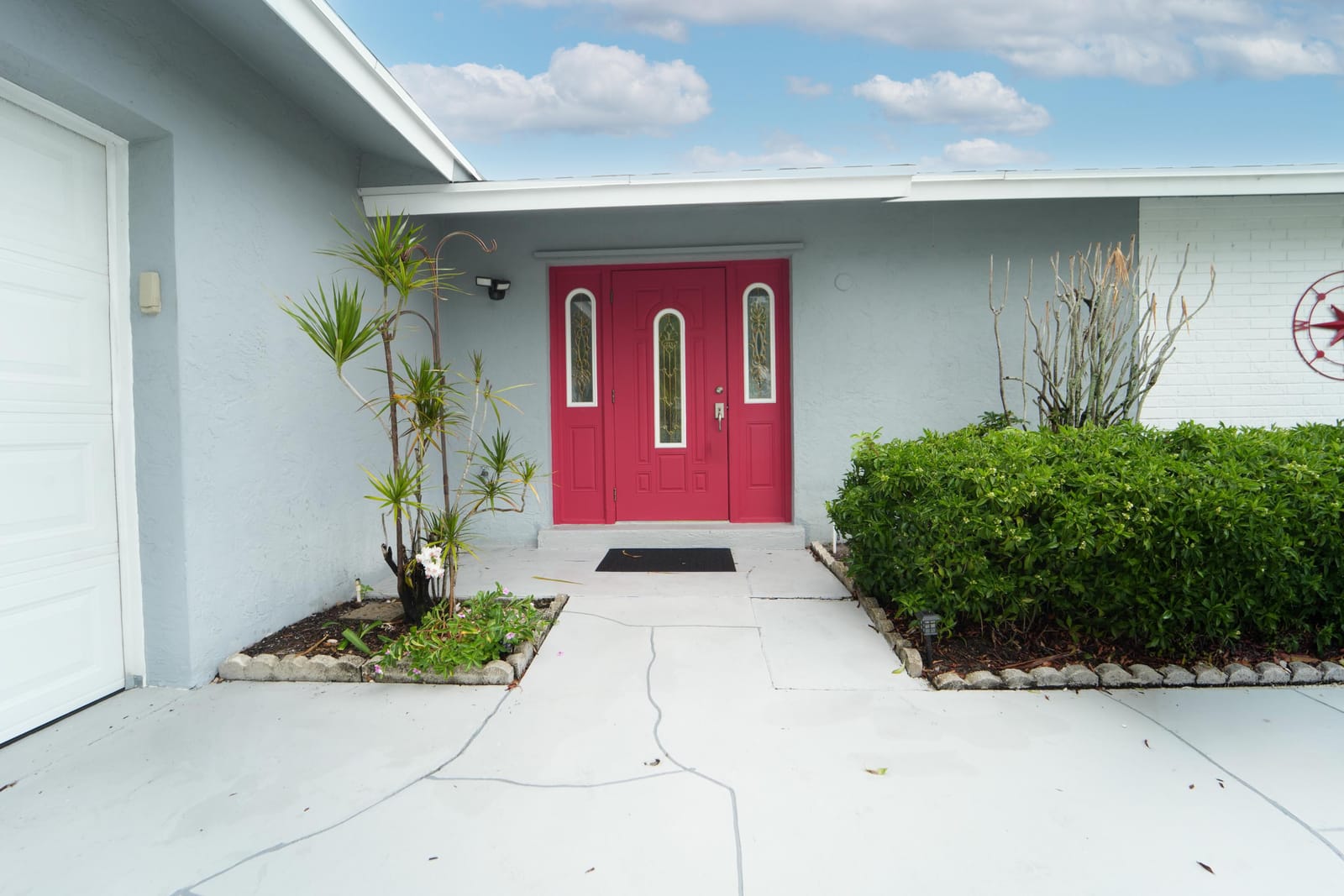 18327 SE Par Lane, Jupiter, FL 33469 photo 2