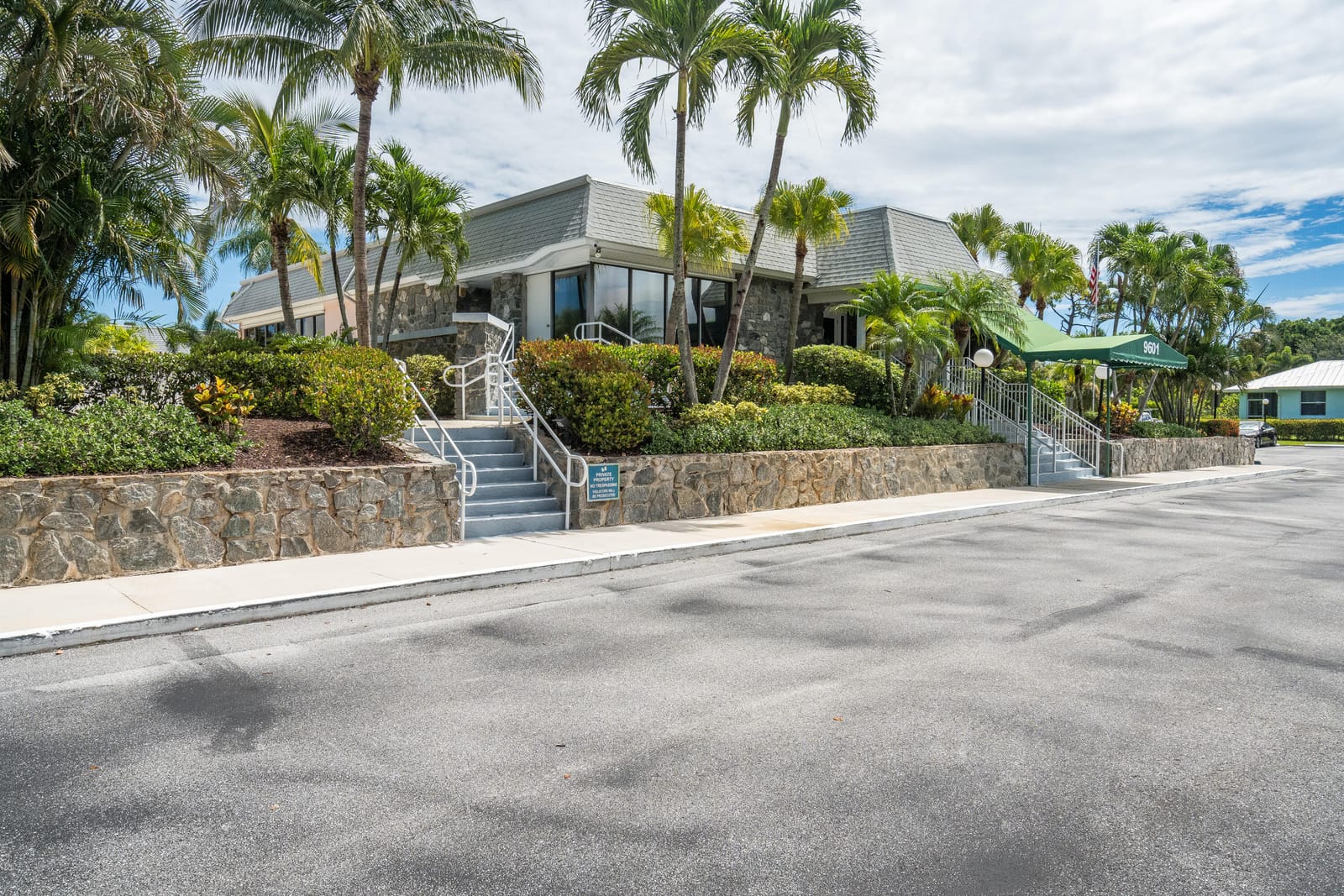 18327 SE Par Lane, Jupiter, FL 33469 photo 16