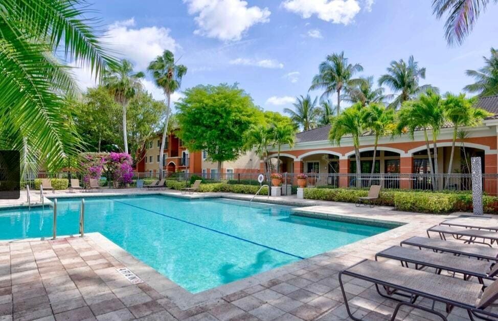 4195 N Haverhill Road 324, West Palm Beach, FL 33417 photo 24