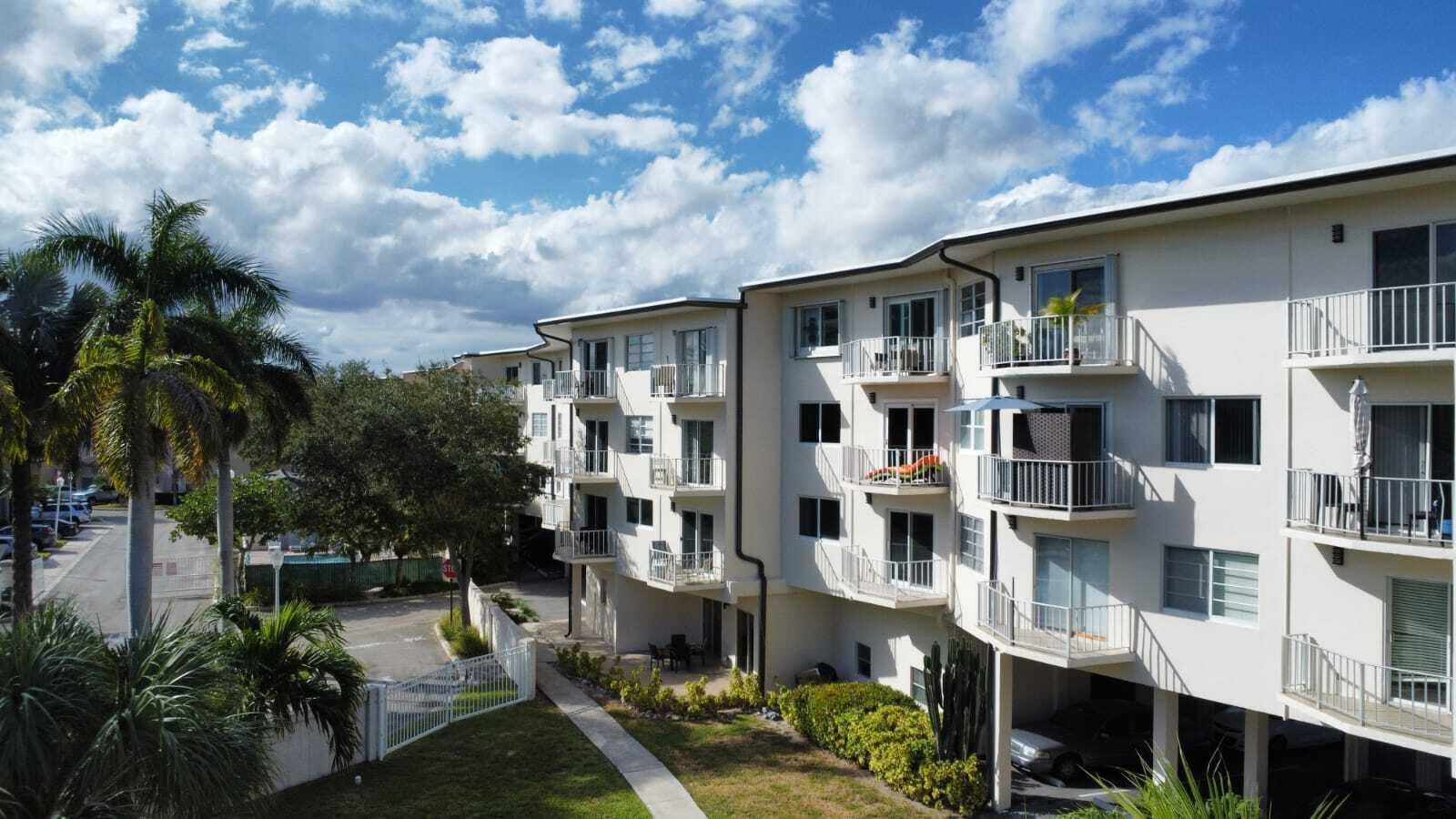 1967 S Ocean Boulevard 221d, Pompano Beach, FL 33062 photo 3
