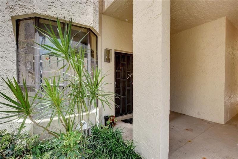 7448 La Paz Boulevard 104 — photo 8