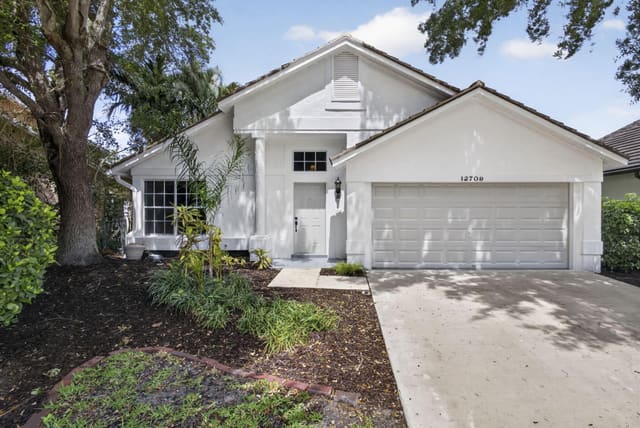 12709 White Coral Drive, sold in Wellington Tr 43, Wellington, FL