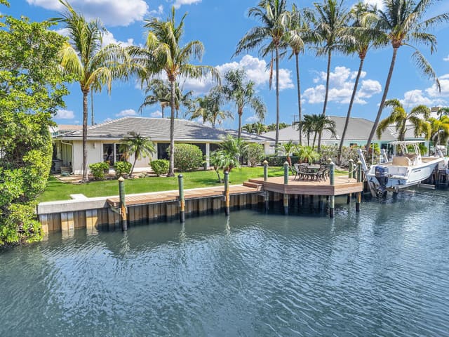 4 Kepner Drive, Boynton Beach, FL 33435