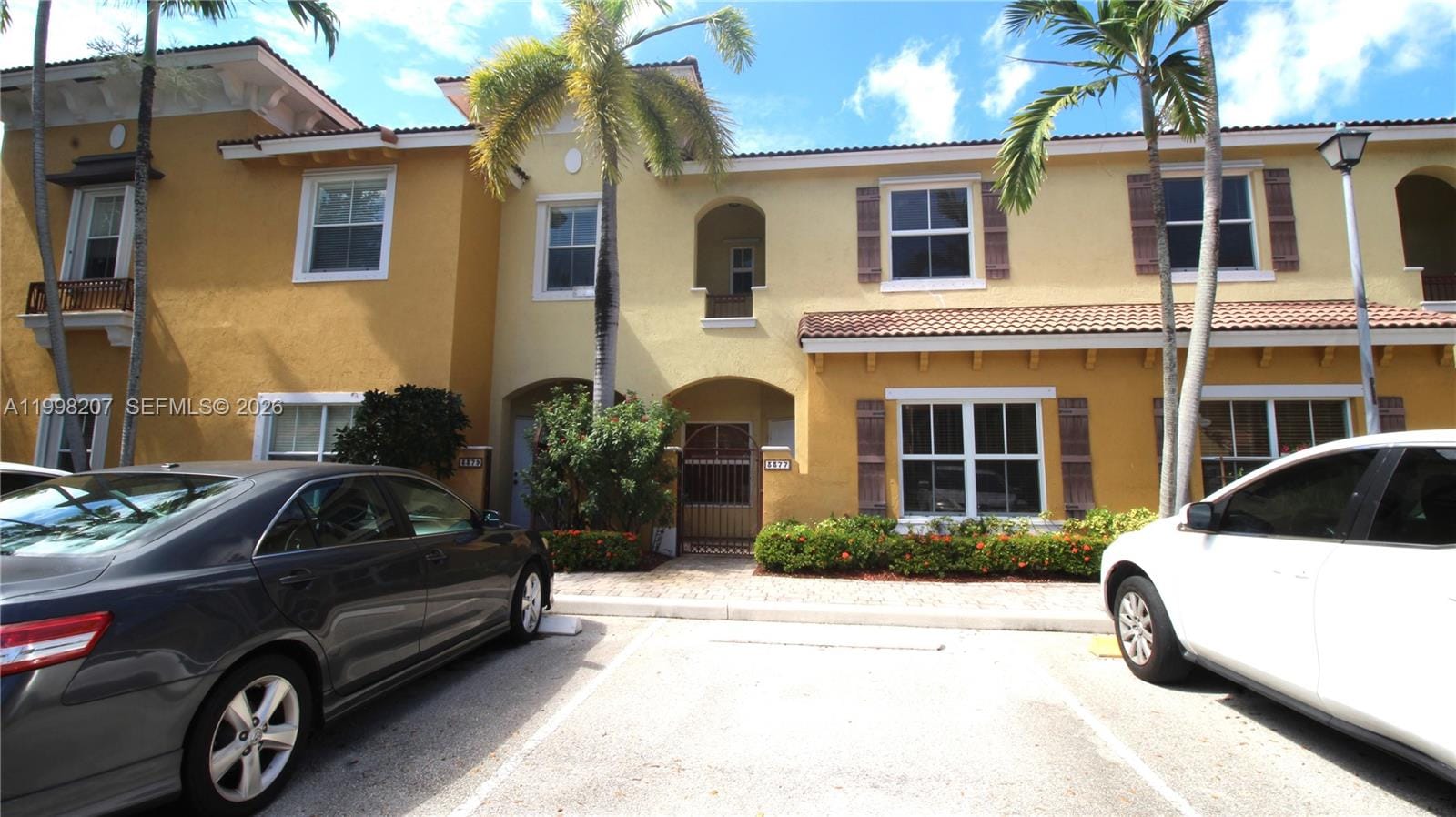 3377 Merrick Lane 707 — photo 1