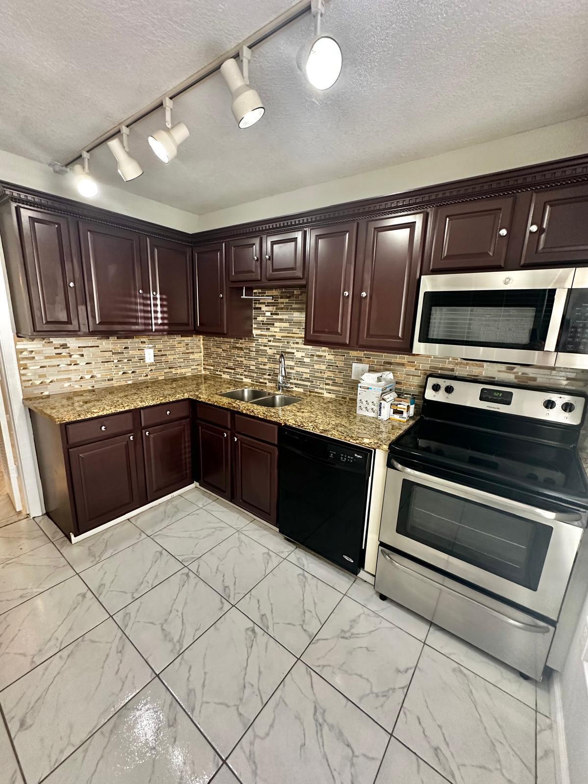 4158 Inverrary Drive 202, Lauderhill, FL 33319, Lauderhill