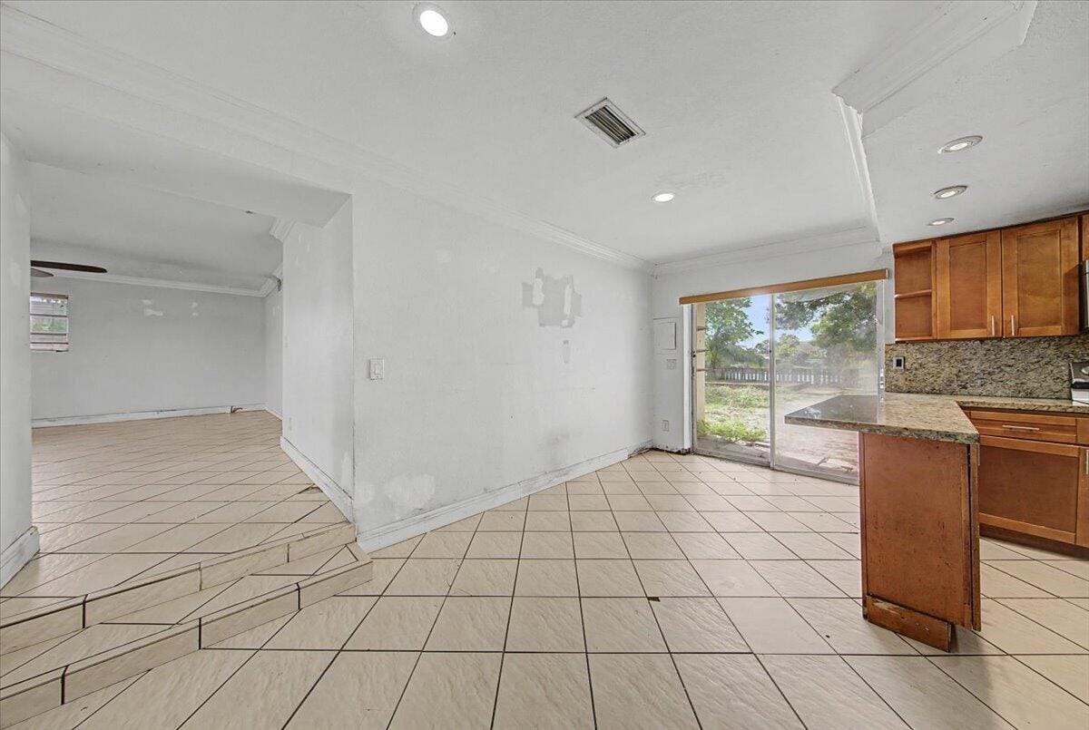 4410 SW 30th Street, West Park, FL 33023 photo 17