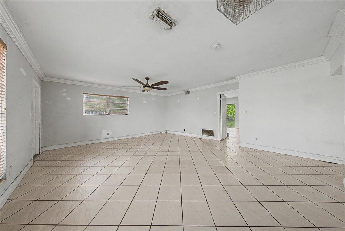 4410 SW 30th Street, West Park, FL 33023 photo 6