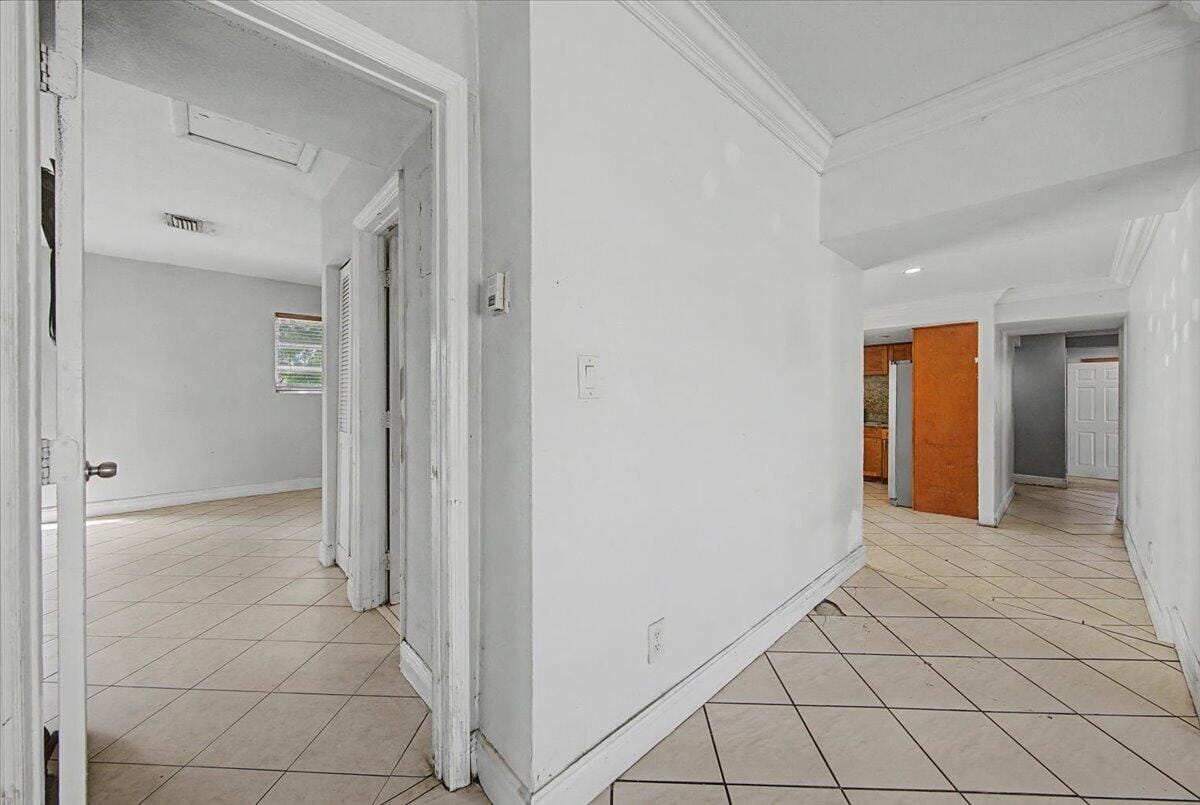 4410 SW 30th Street, West Park, FL 33023 photo 9
