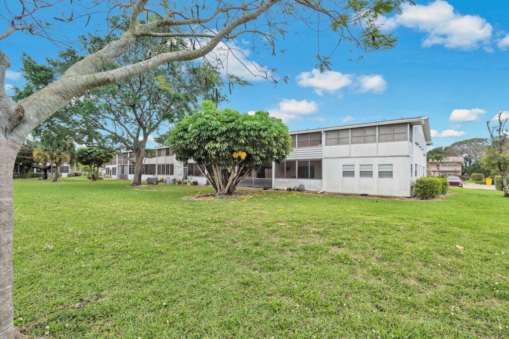 349 Camden O, West Palm Beach, FL 33417 photo 27