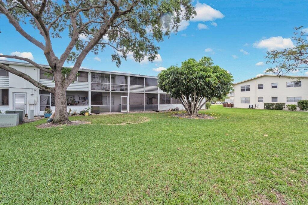 349 Camden O, West Palm Beach, FL 33417 photo 28