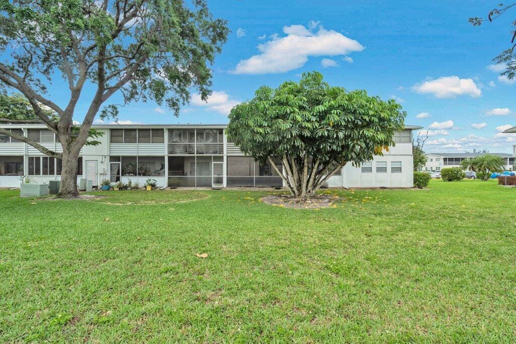 349 Camden O, West Palm Beach, FL 33417 photo 29