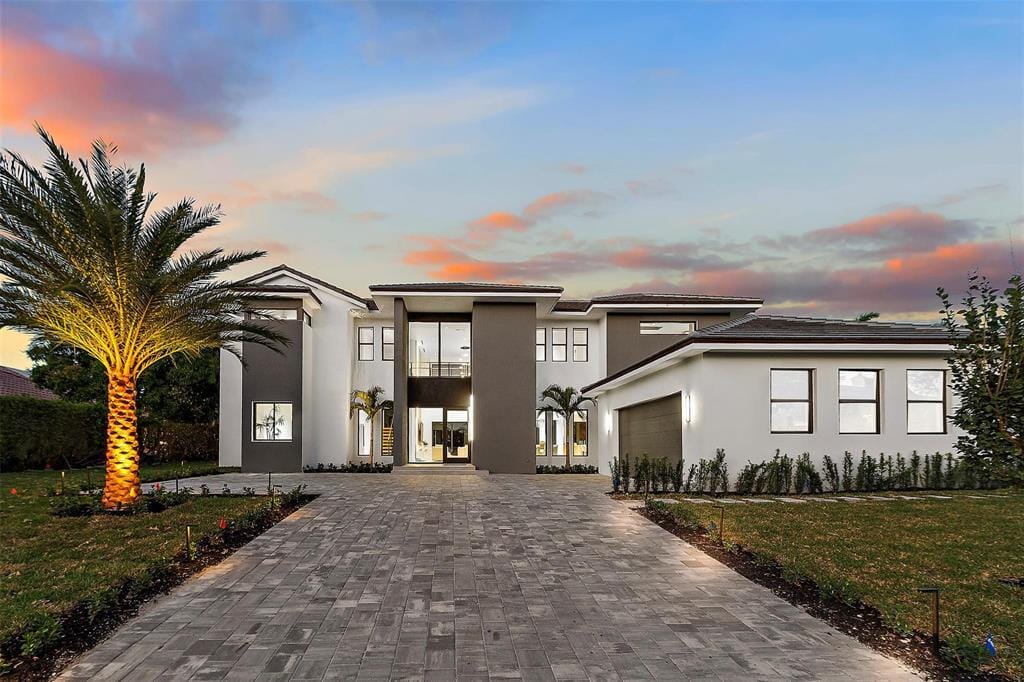 3716 Embassy Drive, West Palm Beach, FL 33401 photo 1
