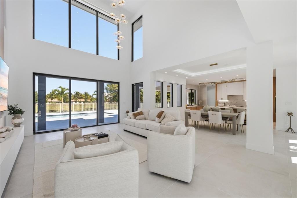 3716 Embassy Drive, West Palm Beach, FL 33401 photo 9