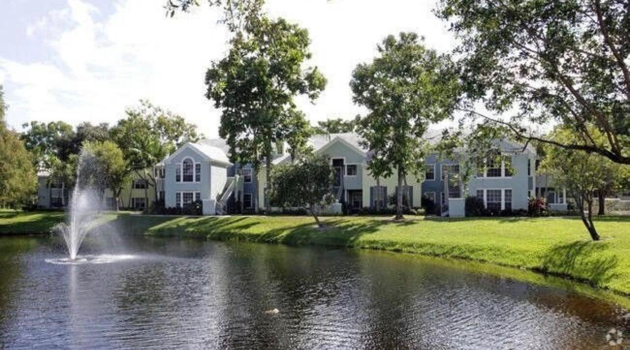 1000 Crystal Way L, FL 33444, Delray Beach