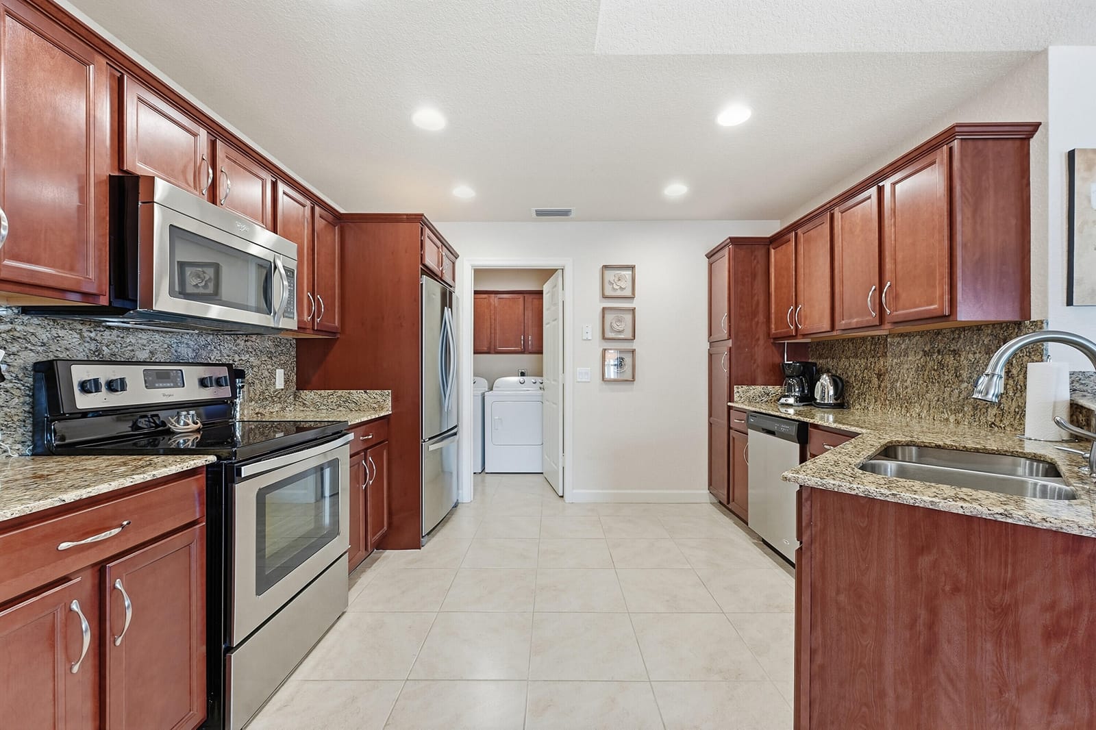 6547 Zapote Court — photo 10