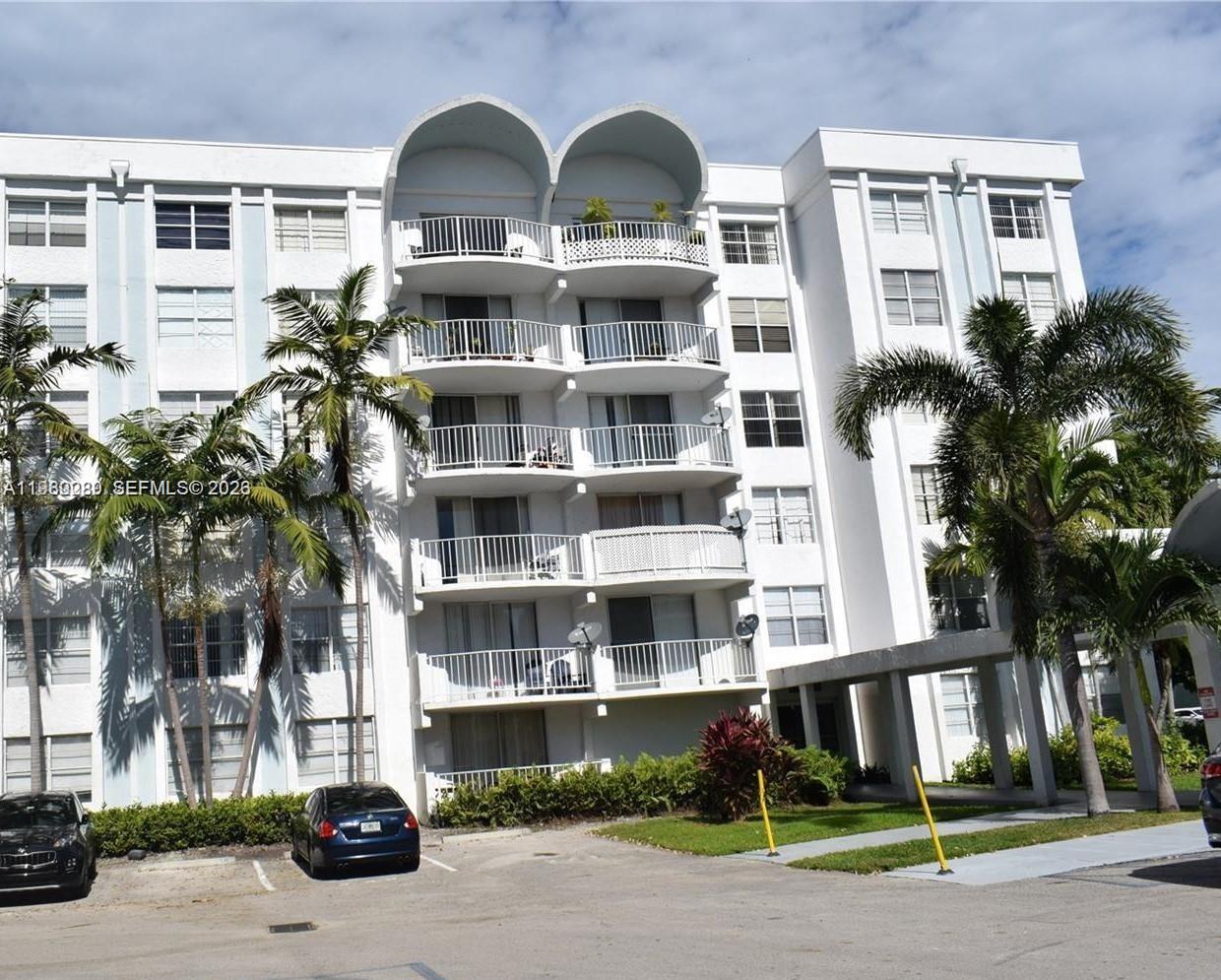 488 NW 165 St Road B310, Miami, FL 33169, Miami