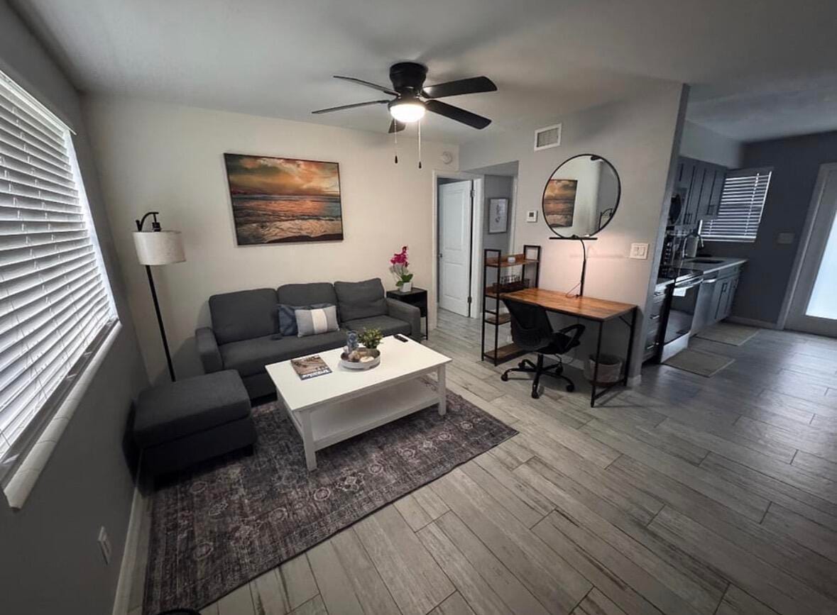 136 Akron Street B2 — photo 3