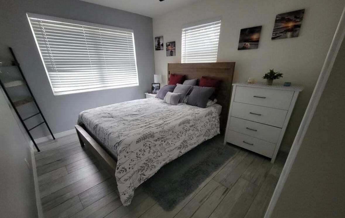 136 Akron Street B2 — photo 8