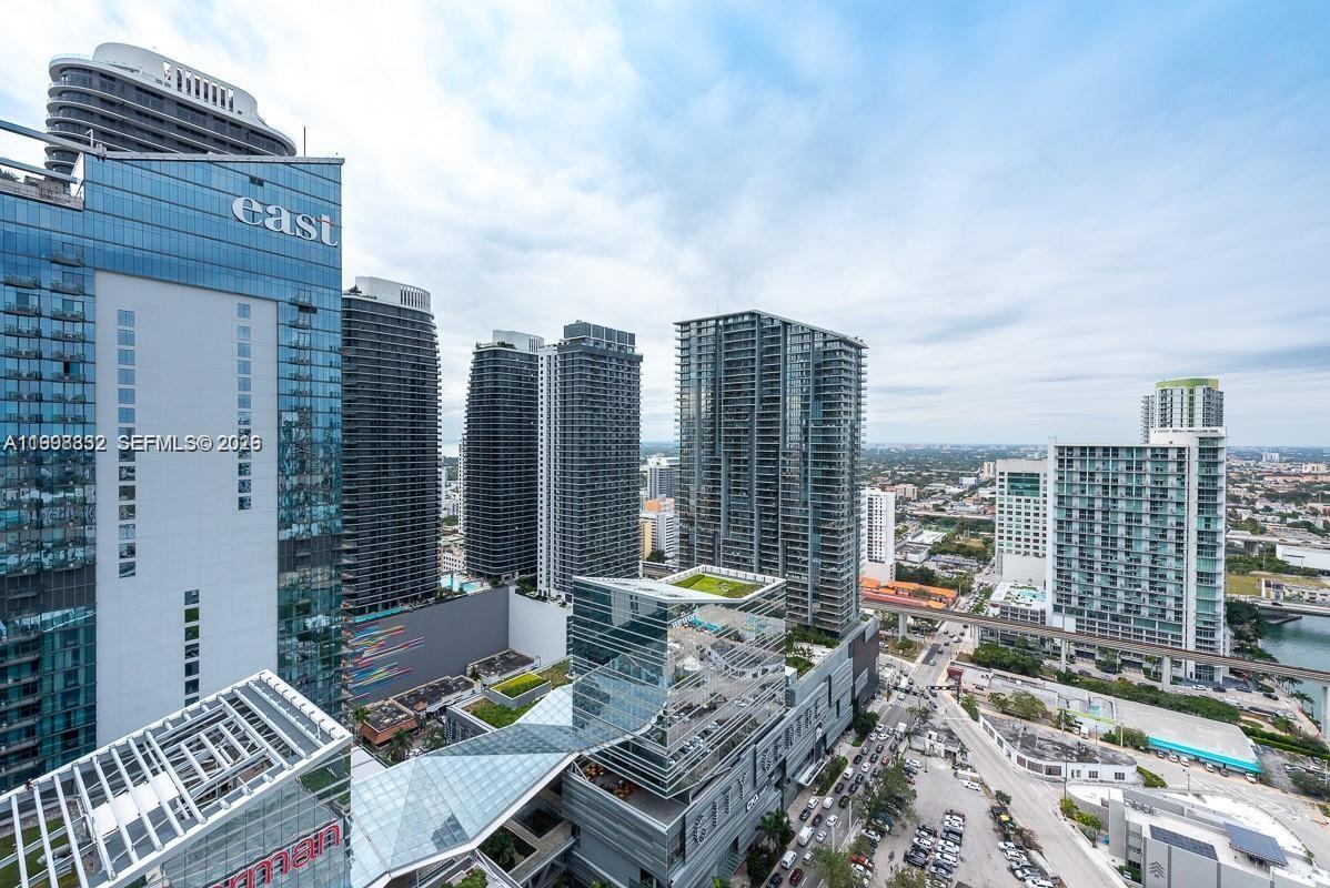 68 SE 6th Street 3006, Miami, FL 33131, Miami