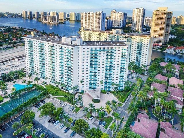 19390 Collins Avenue 1623, Oceanview Building A Cond, Sunny Isles Beach, FL
