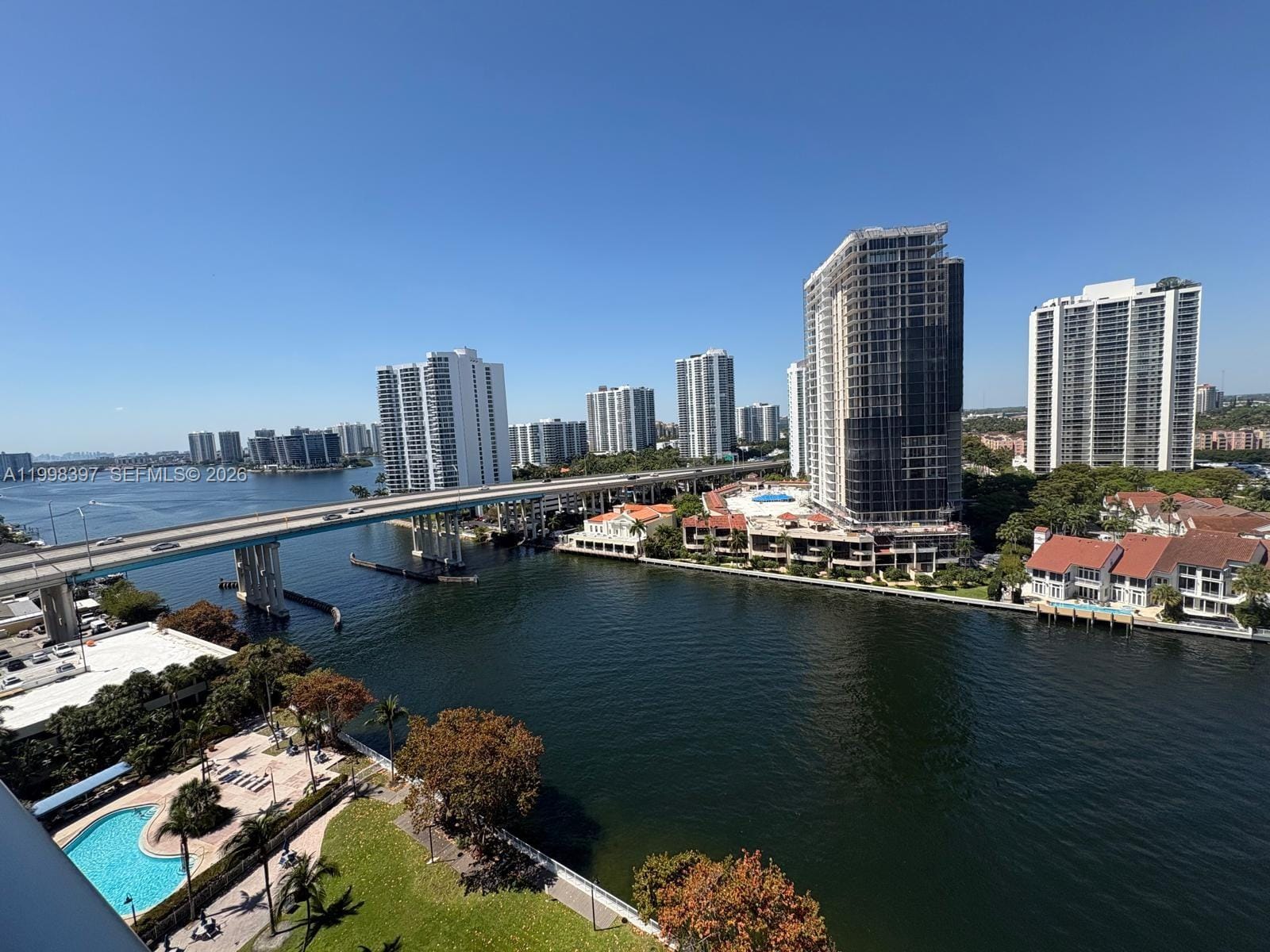 19390 Collins Avenue 1623 — photo 2