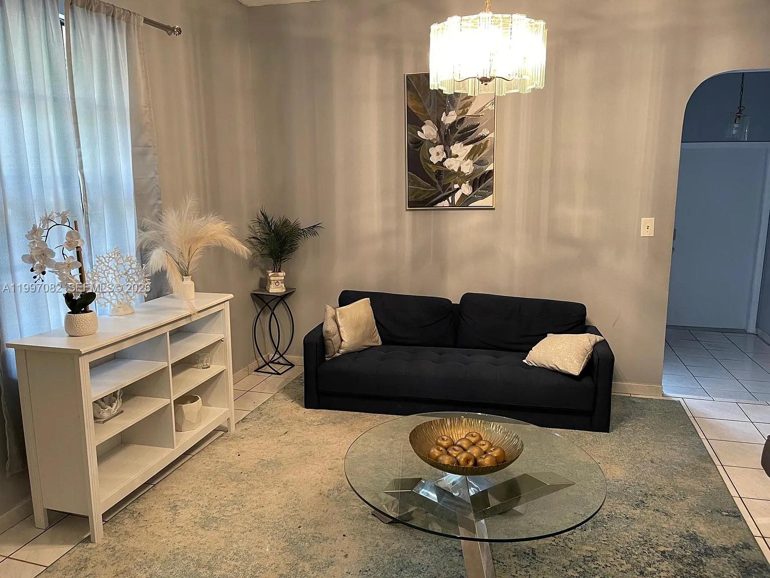 638 SW 15th Avenue, Miami, FL 33135, Miami