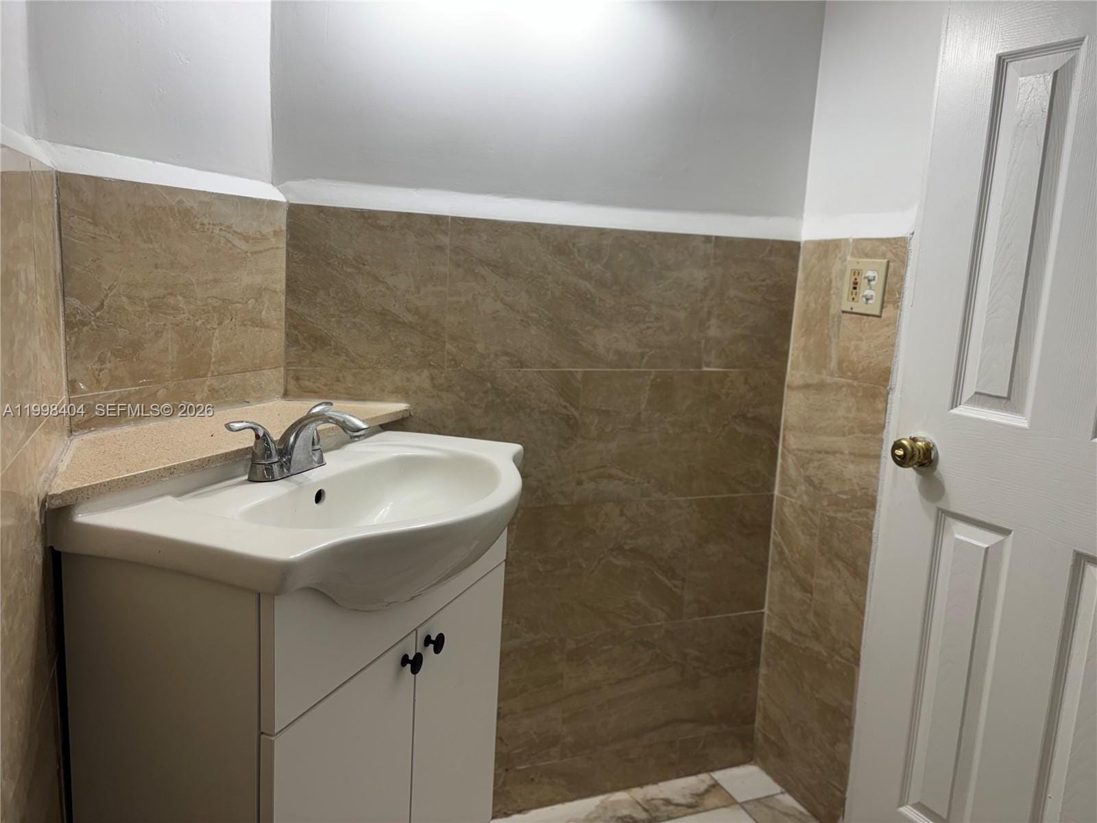 1501 NE 191st Street C211 — photo 8