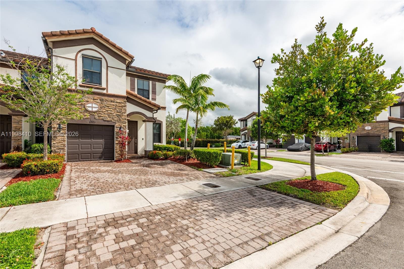 8903 NW 184th Terrace, Miami Lakes, FL 33018