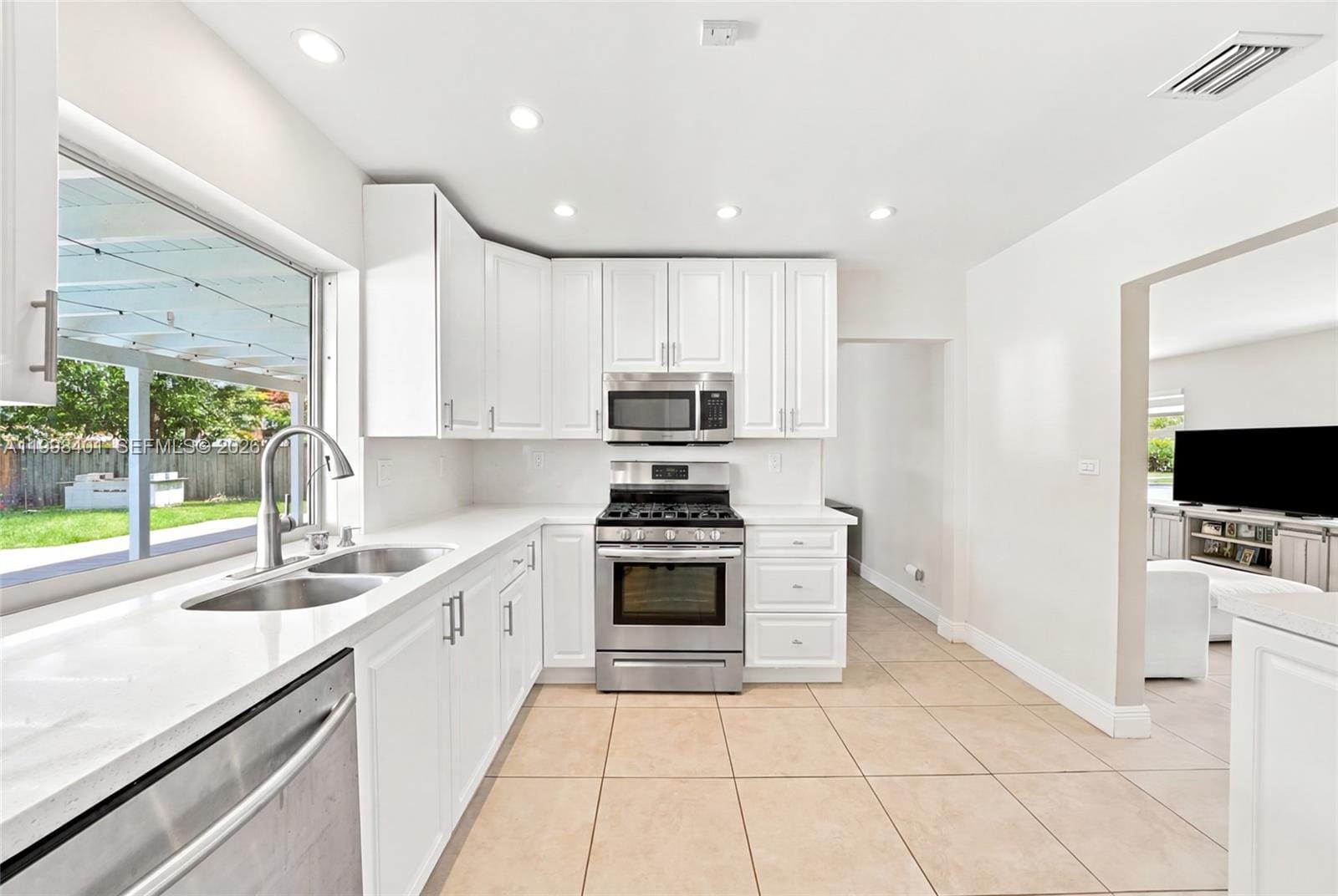 19911 SW 84th Avenue, Cutler Bay, FL 33189 photo 14