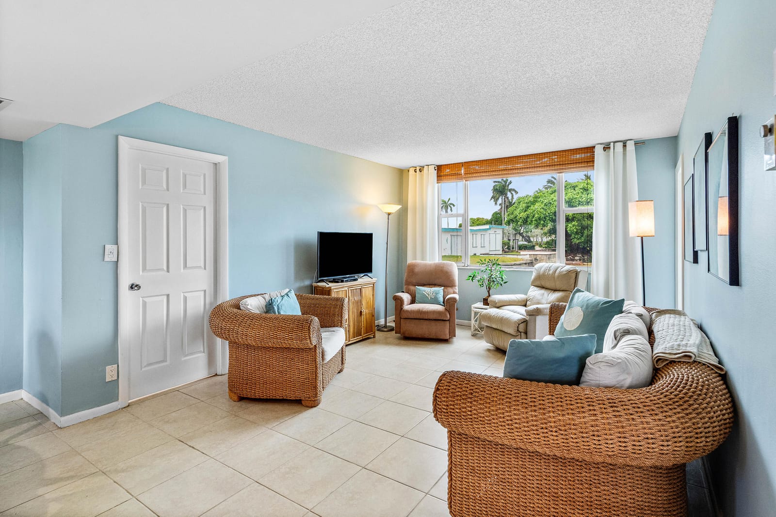 1820 New Palm Way 103, Boynton Beach, FL 33435 photo 5
