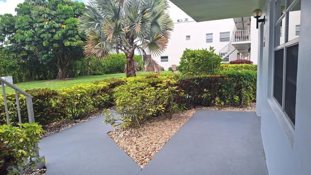 120 Normandy C, Delray Beach, FL 33484