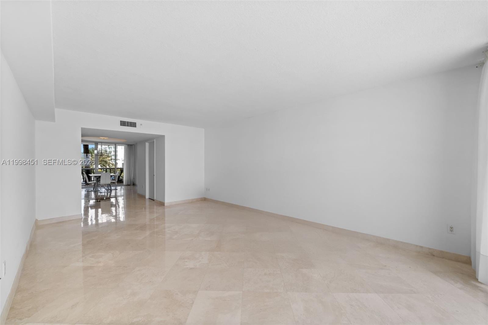 17555 Collins Avenue 406 — photo 6