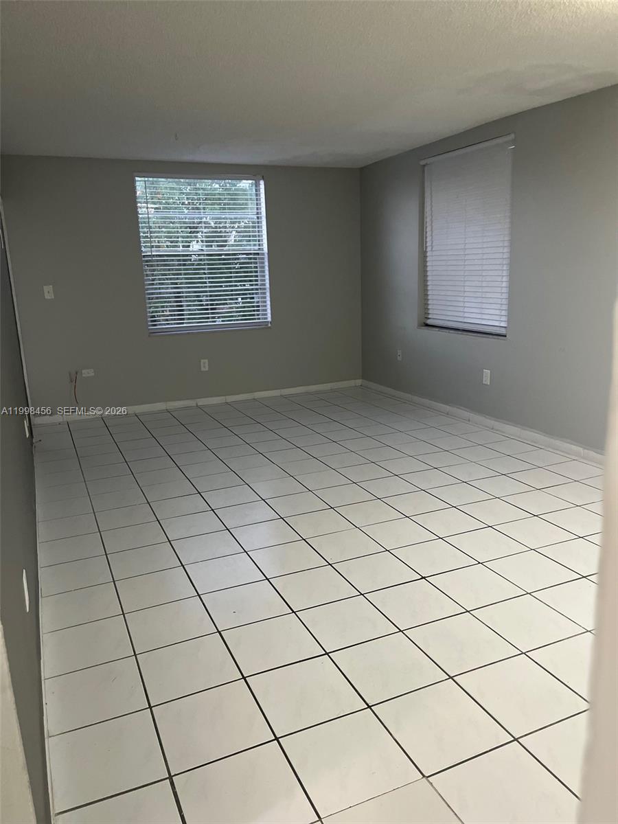 5625 W 20th Avenue 306, Hialeah, FL 33012, Hialeah