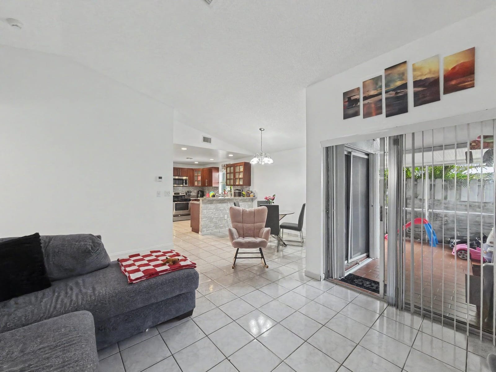 10151 NW 3rd Street — photo 8