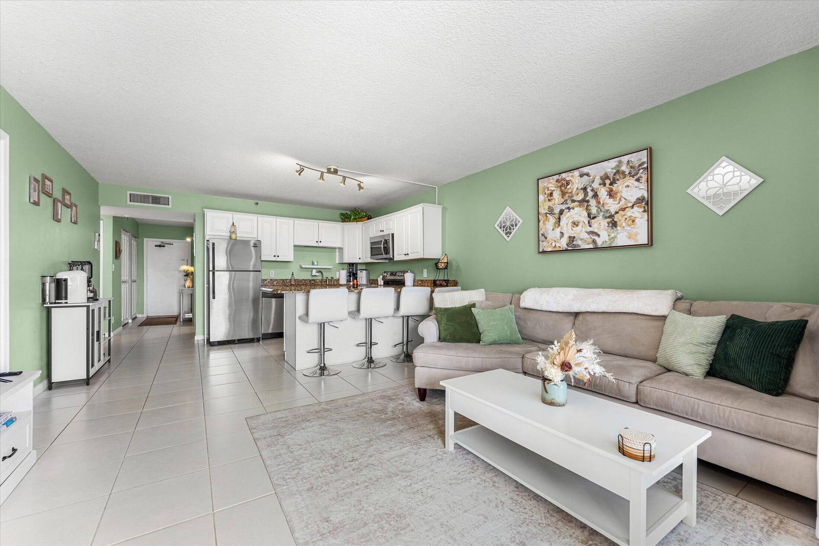 4570 NW 18th Avenue 704, Deerfield Beach, FL 33064 photo 11