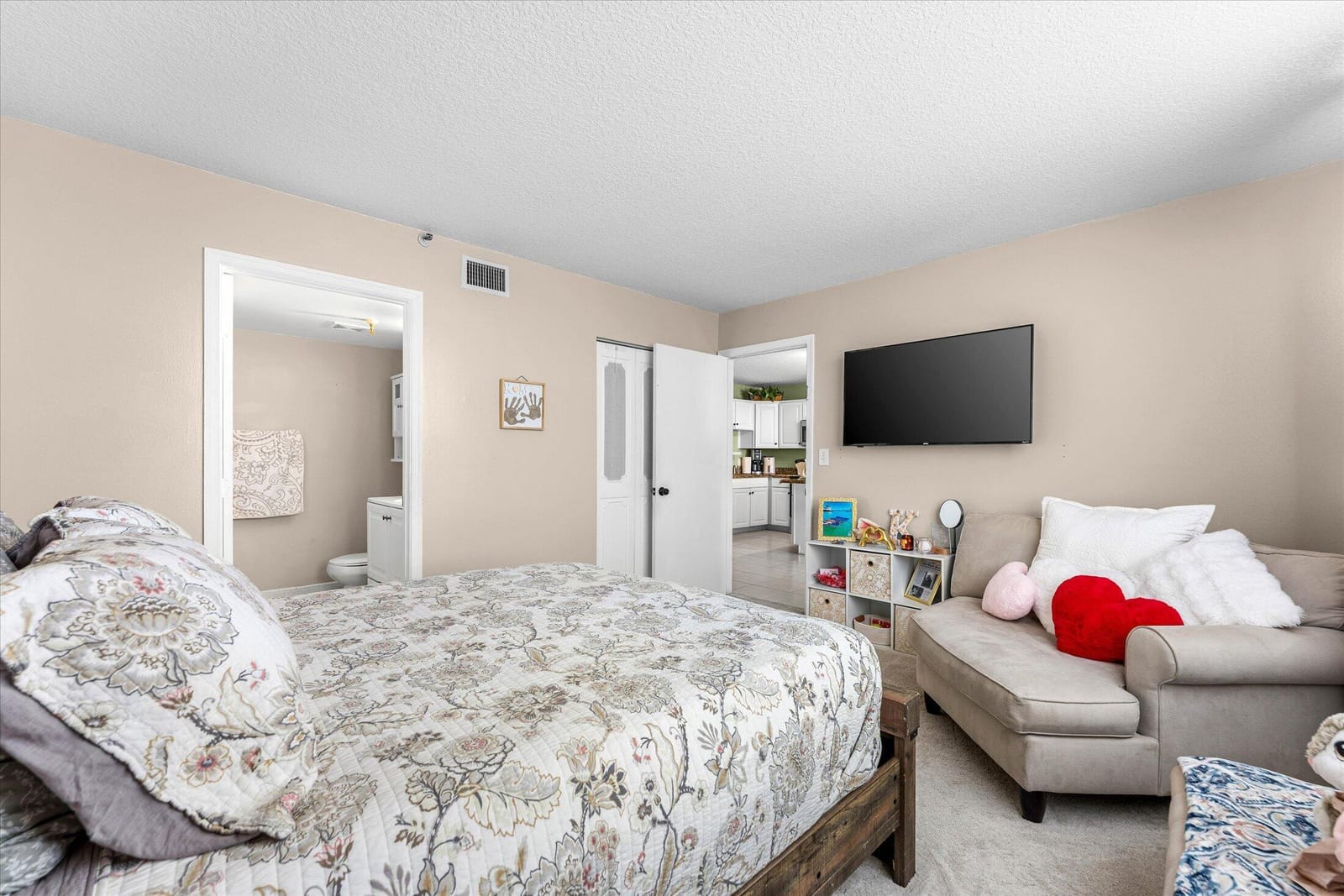 4570 NW 18th Avenue 704, Deerfield Beach, FL 33064 photo 16