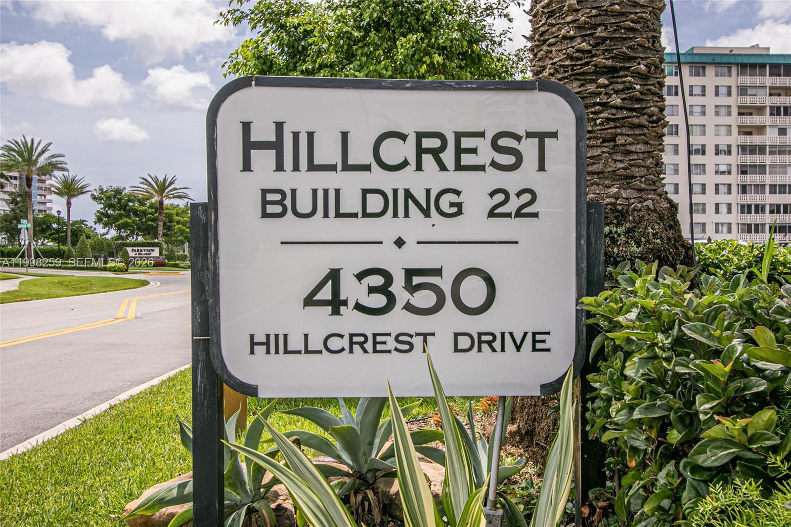 4350 Hillcrest Dr 303 303, Hollywood, FL 33021, Hollywood