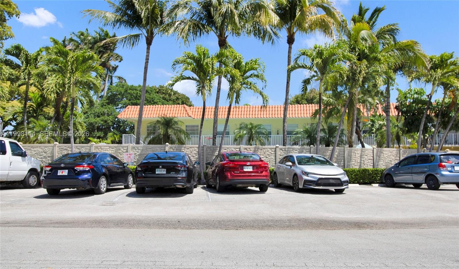 1125 NE 16th Place 208, Fort Lauderdale, FL 33305 photo 2