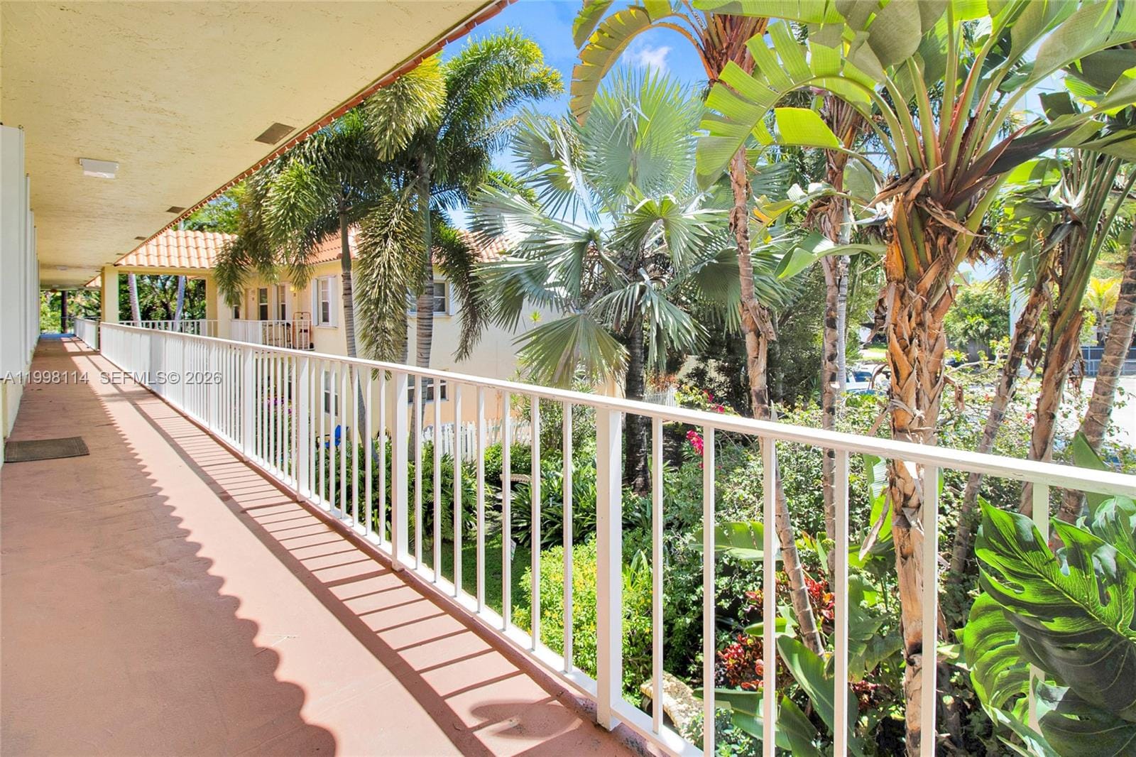1125 NE 16th Place 208, Fort Lauderdale, FL 33305 photo 4