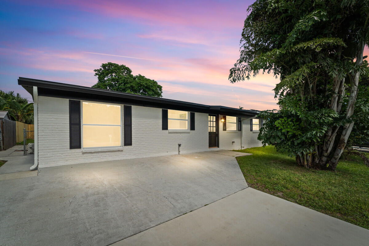 3797 Bahama Road, Palm Beach Gardens, FL 33410, Palm Beach Gardens