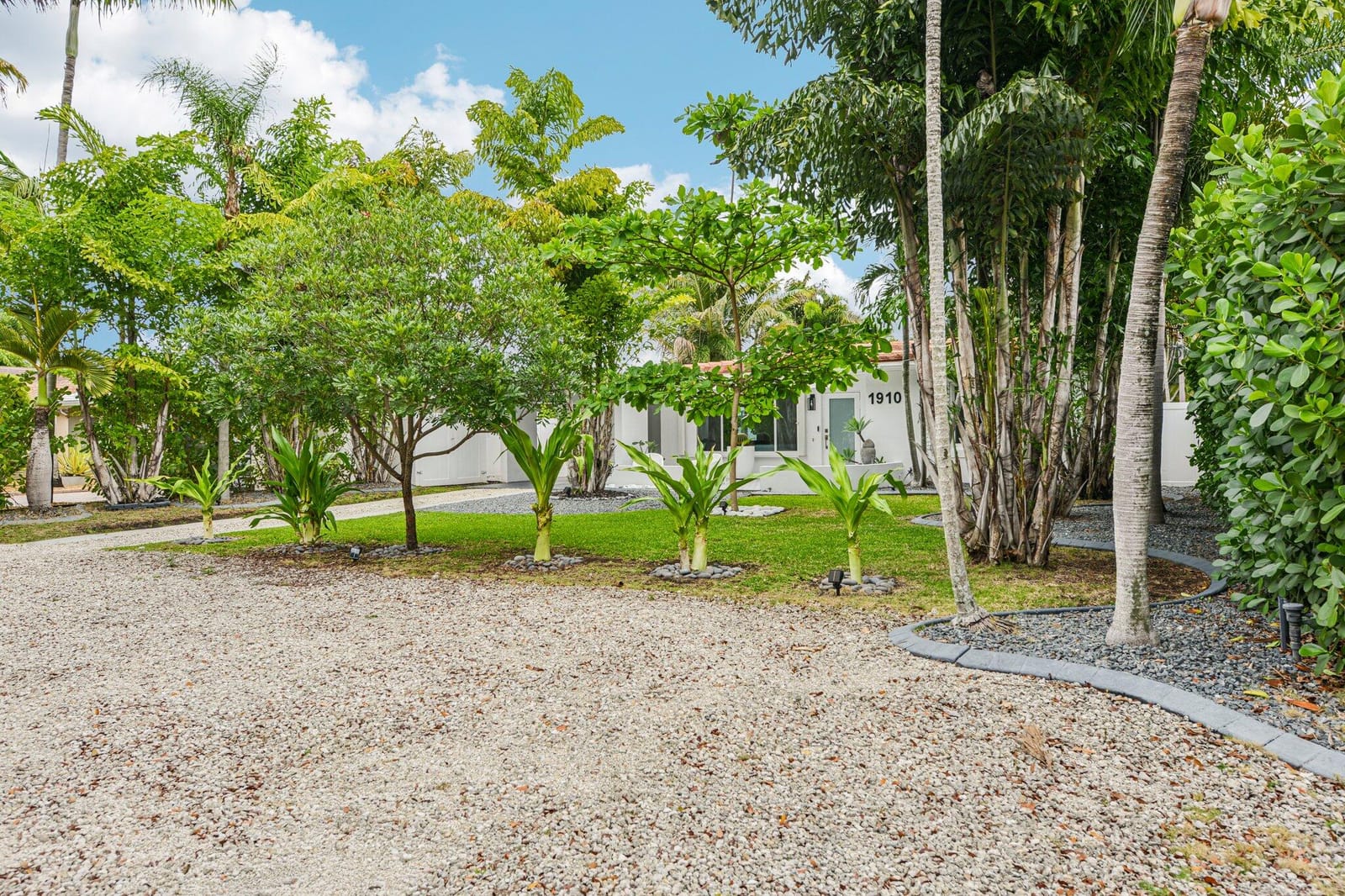 1910 NE 17th Terrace, Fort Lauderdale, FL 33305 photo 4