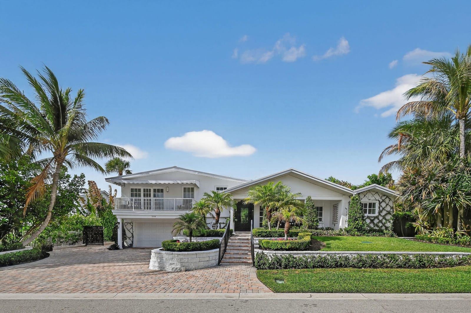 209 Treasure Place, Jupiter Inlet Colony, FL 33469 photo 1